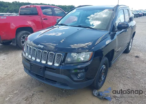 2014 Jeep Compass Latitude z USA, uszkodzony, nr VIN 1C4NJCEA8ED531761